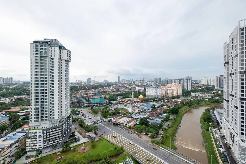 公寓 Blissful Cottage@Feelhome/2Br,7Pax,Mrt 中文房东 吉隆坡